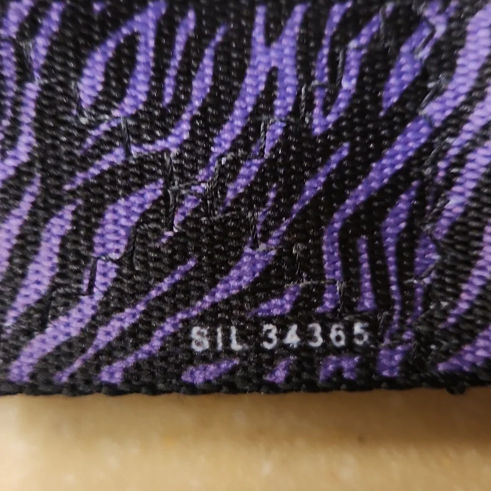 Hello Kitty Buckle-Down Belt - Picture 5 of 6